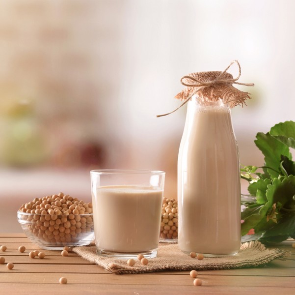 Lait d'amande : quels sont les bienfaits de ce lait végétal ?